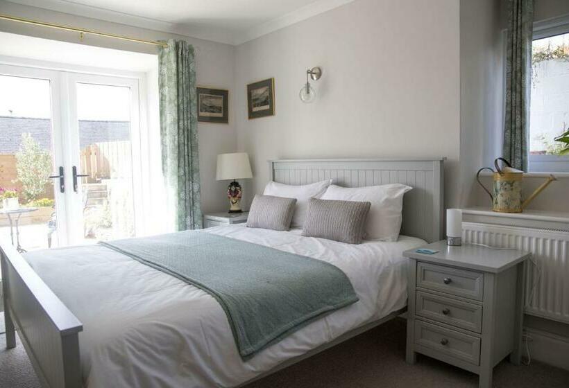 Tresithick Vean Bed And Breakfast