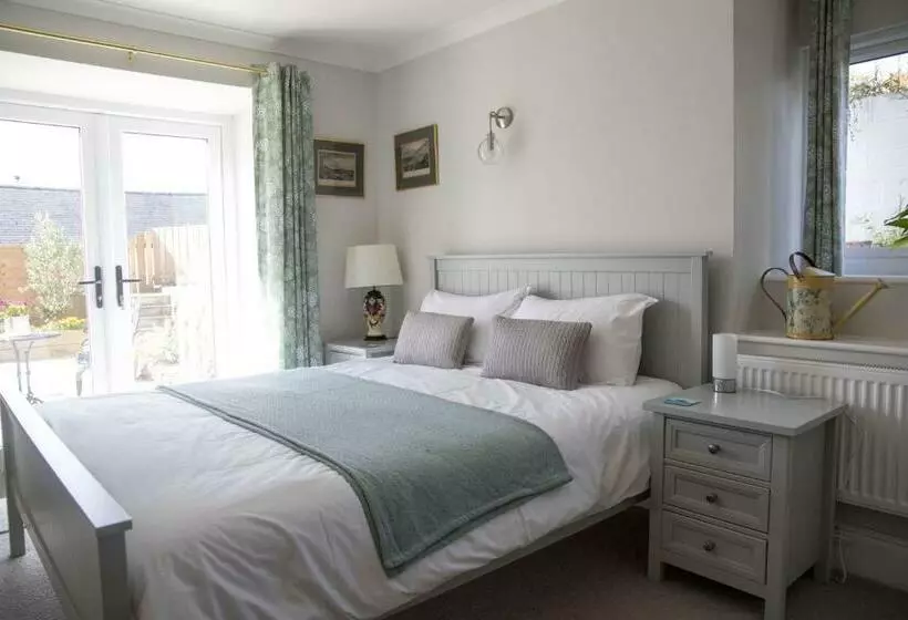 Tresithick Vean Bed And Breakfast