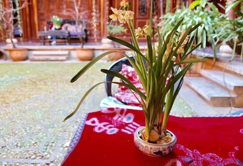 ホテル Lijiang Yuan Inn