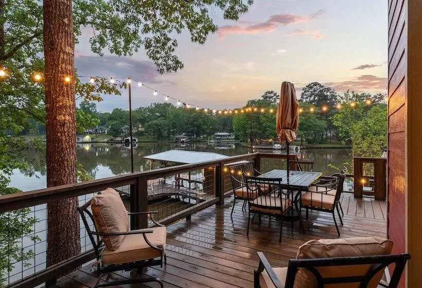 Bear Creek Cottage