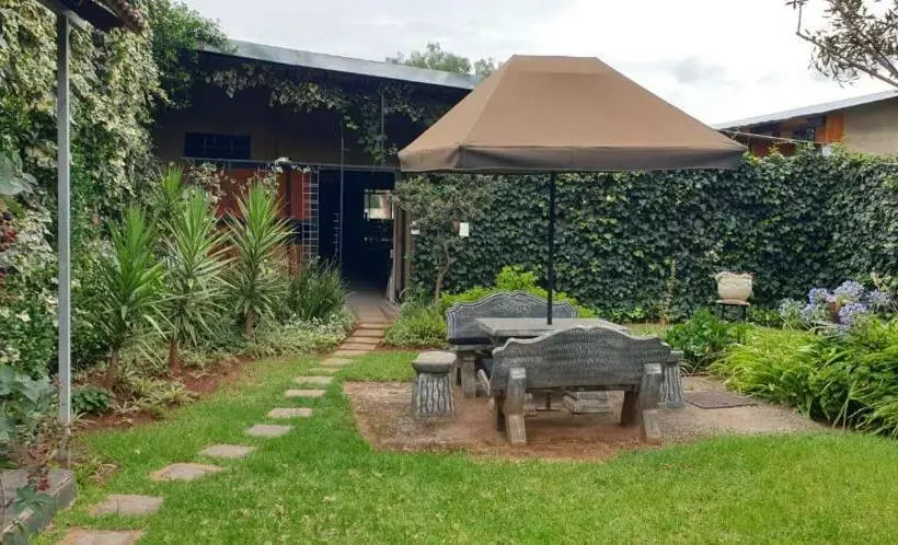 ペンション Vesa Guesthouse