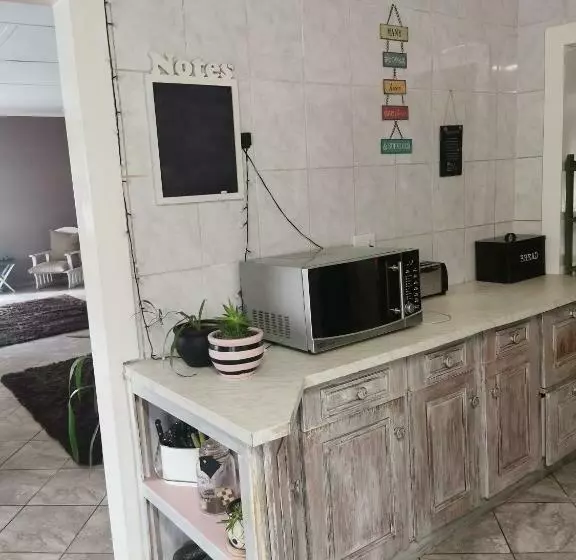 ペンション Vesa Guesthouse