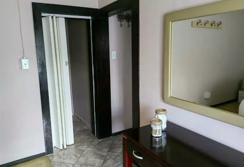 ペンション Vesa Guesthouse