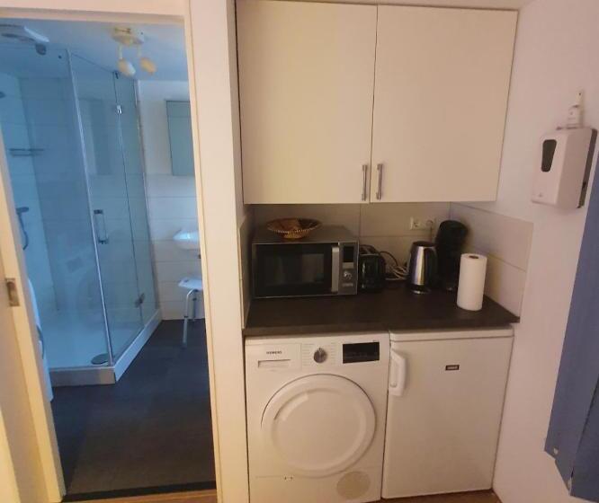 Bed and Breakfast Cozy Garden House Kijkduin Beach