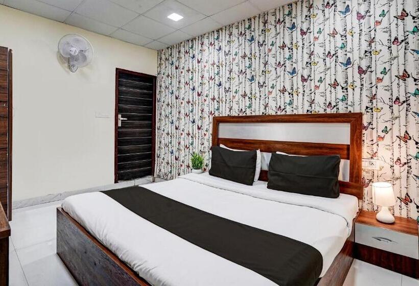 호텔 Oyo 90525  Blackberry