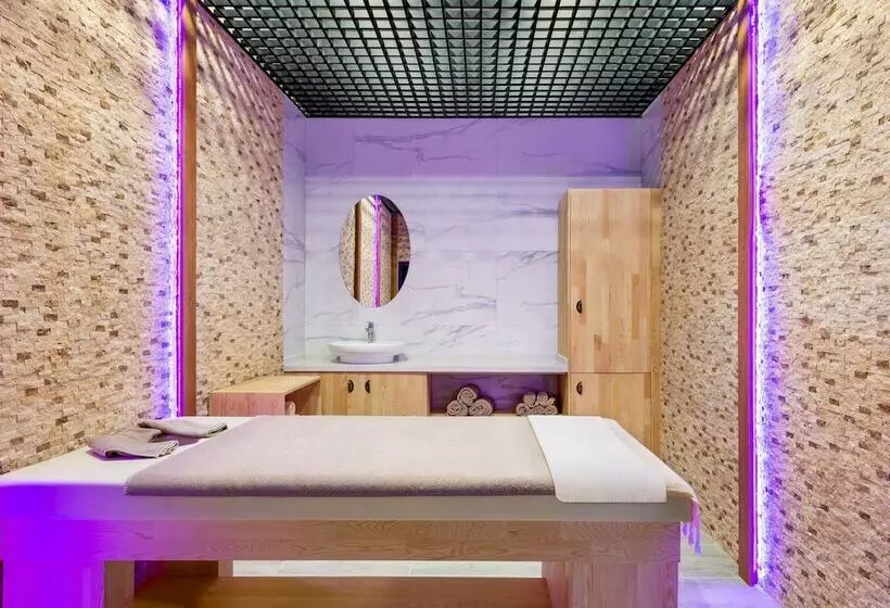 هتل Ramada Plaza By Wyndham Ordu