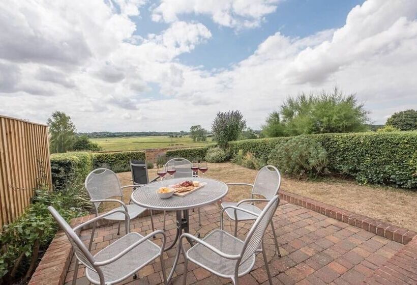 Sunset House, Blythburgh