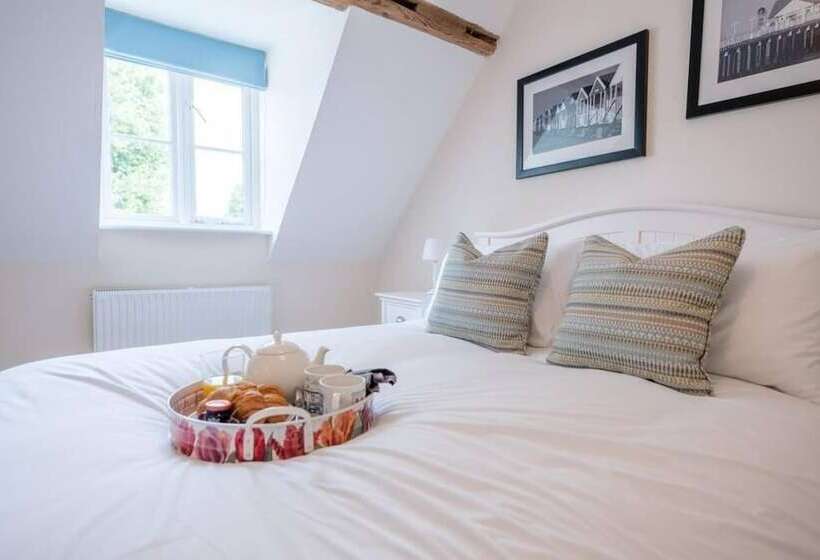 Sunset House, Blythburgh