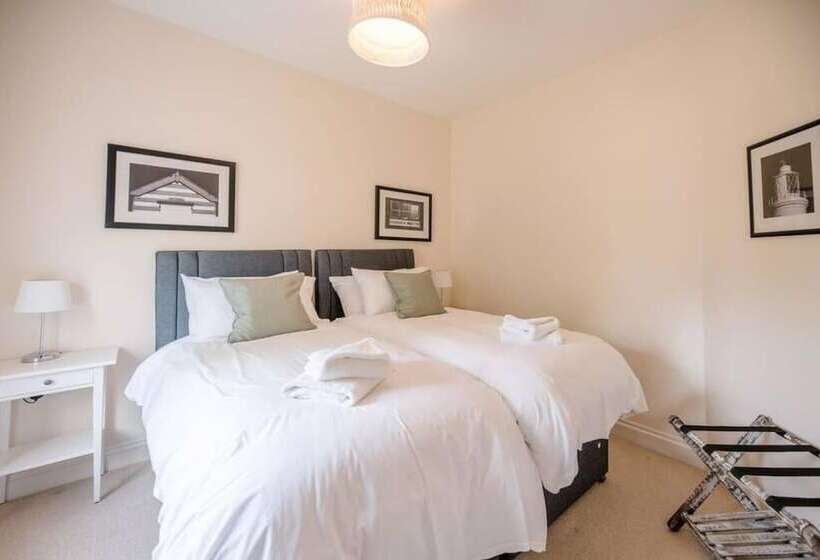 Sunset House, Blythburgh