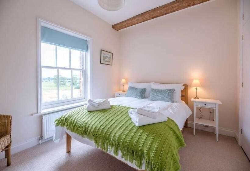 Sunset House, Blythburgh