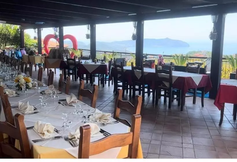 تختخواب و صبحانه Il Poggio Veronica