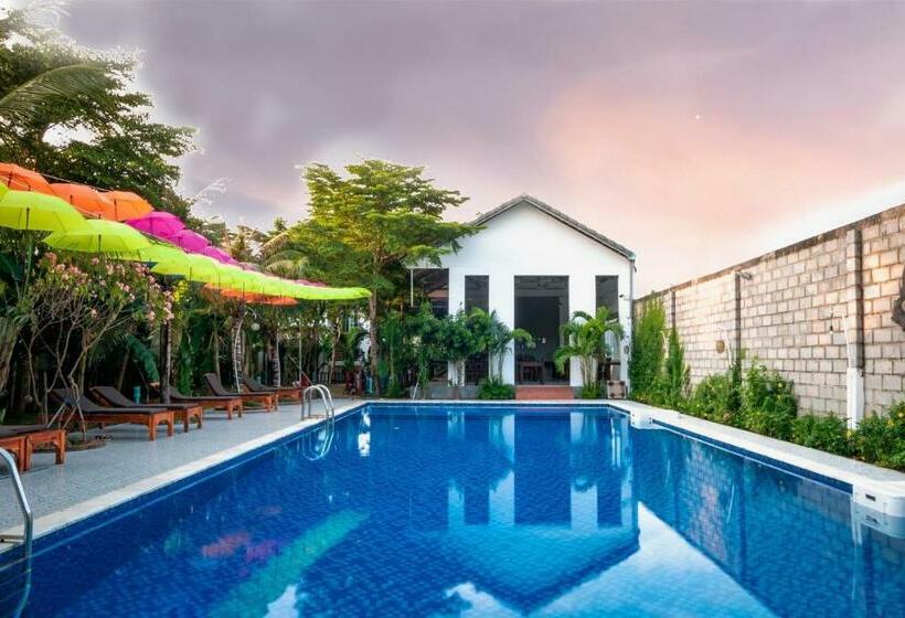 هتل Kite Resort Phu Quoc Island