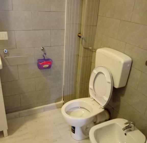 פנסיון Monolocaleoptional C I R C E Ragusa Centro Corso Italia