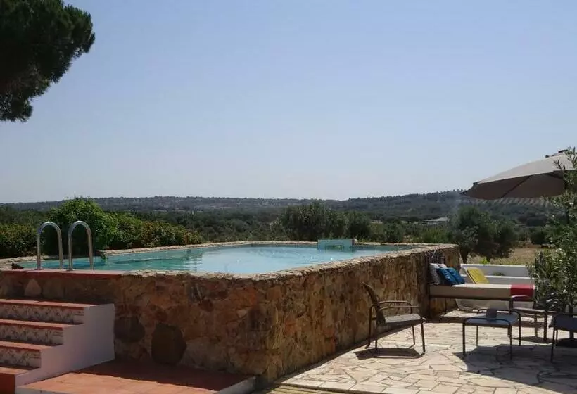 Majatalo New Village
