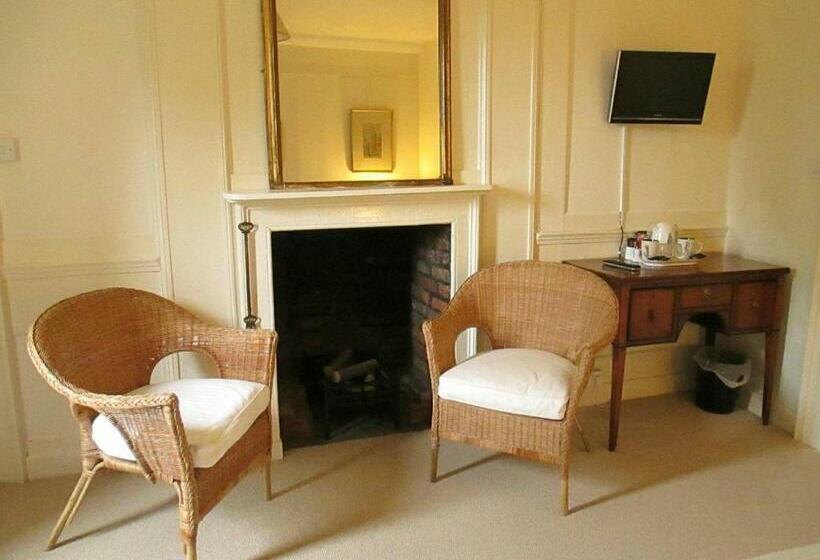 ベッドアンドブレックファースト Old Manor House