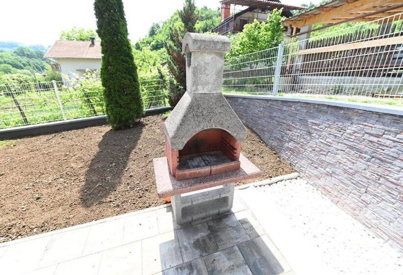 هاستل Sobe   Rooms Drvorez