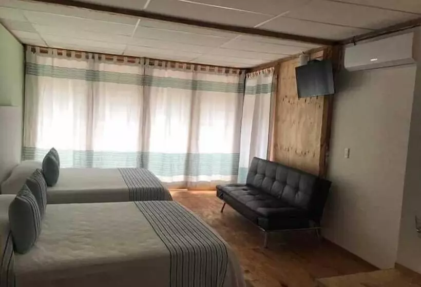 ホテル Casa Amelia Huatulco