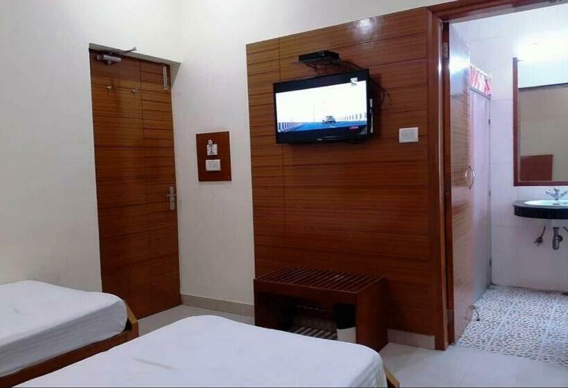 酒店 Ganga Azure Delhi By Howard