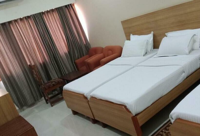 酒店 Ganga Azure Delhi By Howard