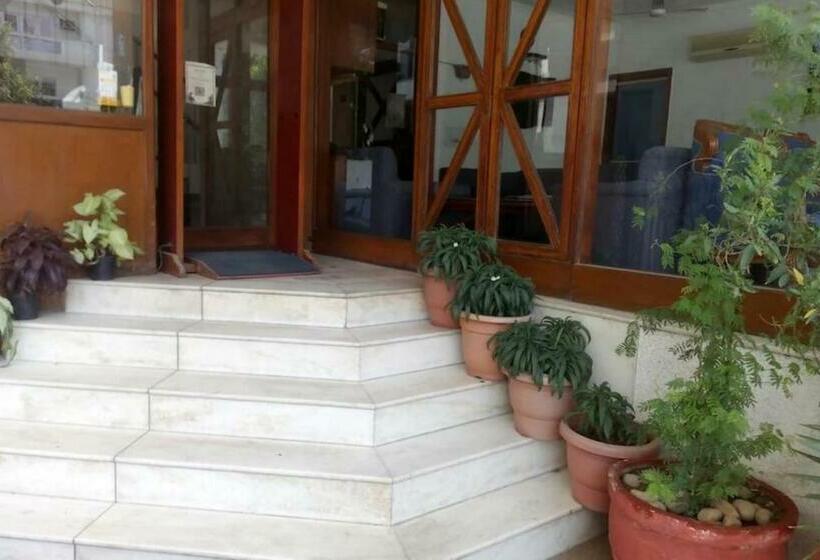 酒店 Ganga Azure Delhi By Howard