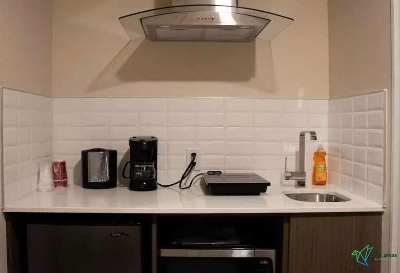 Hotelli Glengarry Extended Stays