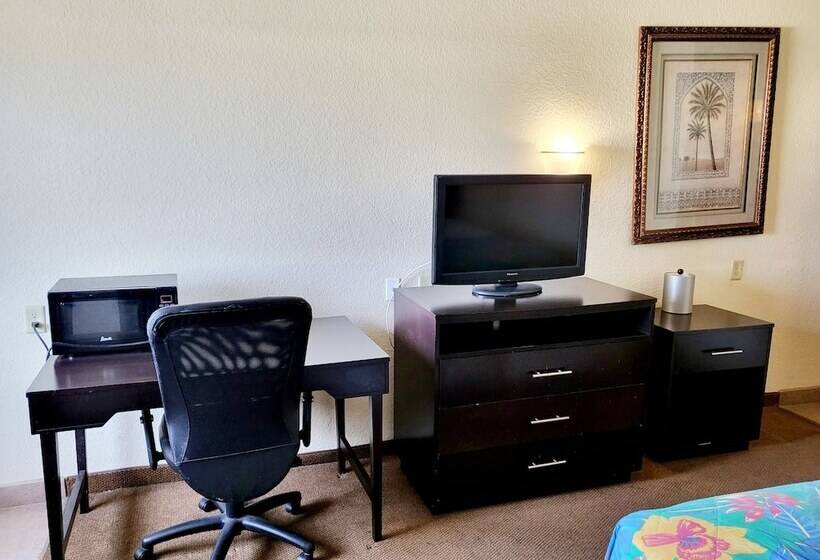 هتل Metro Inn & Suites