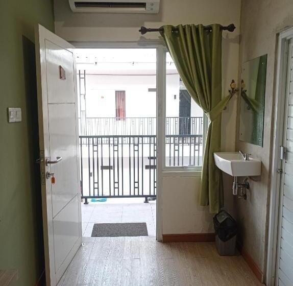 בית מלון כפרי Rumah Kopi Syariah