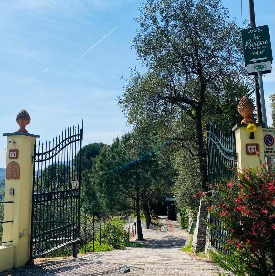 La Riviera Bed & Breakfast