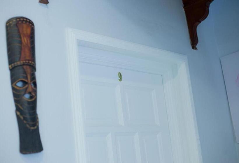 Пансион Kv Luxury Guest House