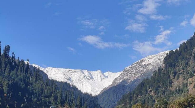 Пансион Old Monk Inn