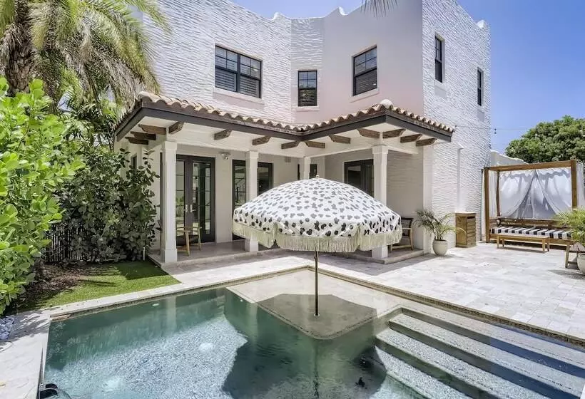 Villa Del Flamingo 4bd 3ba Private