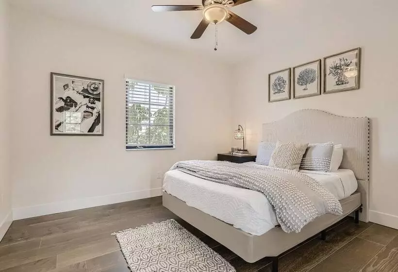 Villa Del Flamingo 4bd 3ba Private