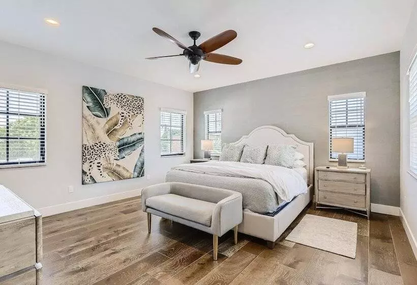 Villa Del Flamingo 4bd 3ba Private