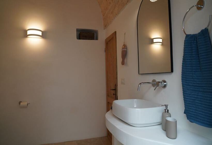 Il Biancospino Graziosa Dimora Con Vasca In Camera