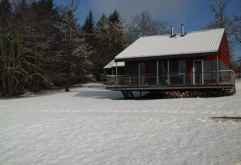 Chalet Sur Bord De L Eau