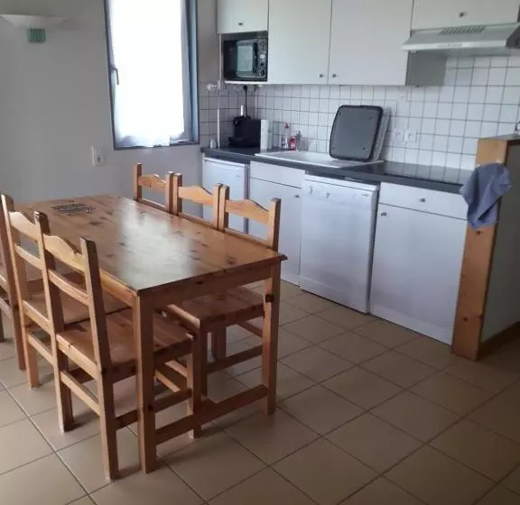 Chalet Sur Bord De L Eau