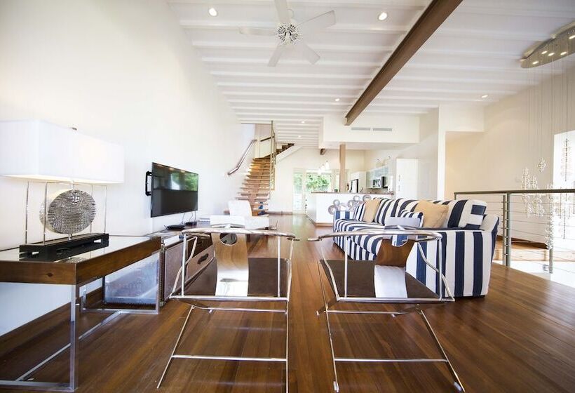 Zenbreak Hillside Loft 5