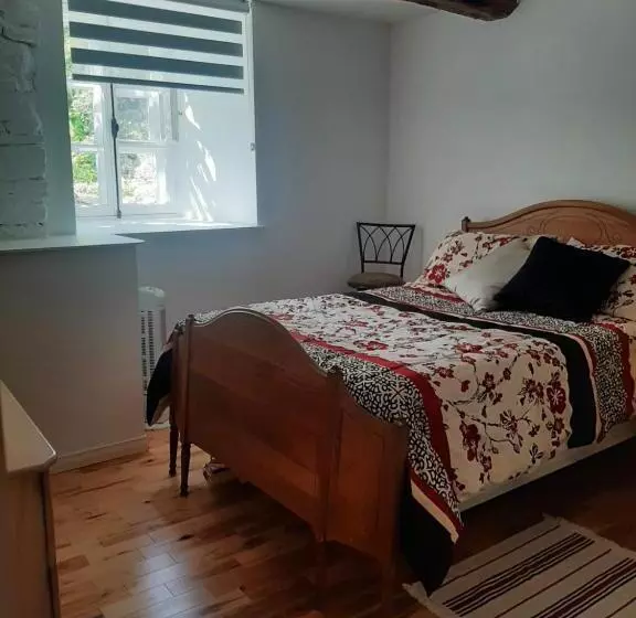 Aamiaismajoitus (B&B) Auberge Le Petit Séjour