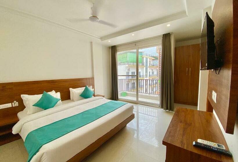 Hotel Namami Tapovan