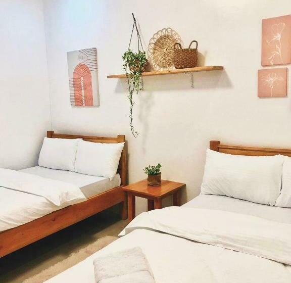 فندق صغير Nord House Laoag