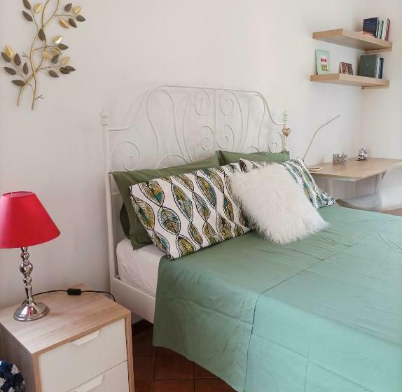 Casa Mimosa Holiday Room