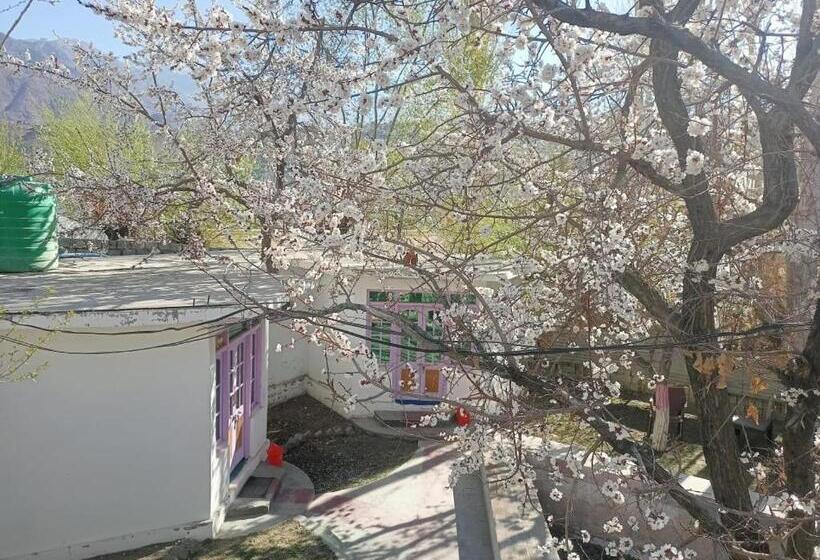 Hotel The Indian Kargil