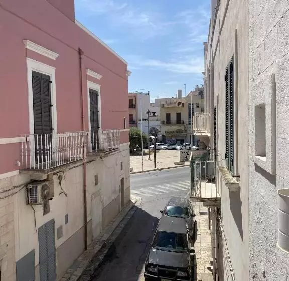 پانسیون Casa De Avòs