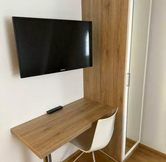 هاستل Alter Wirt Ramersdorf