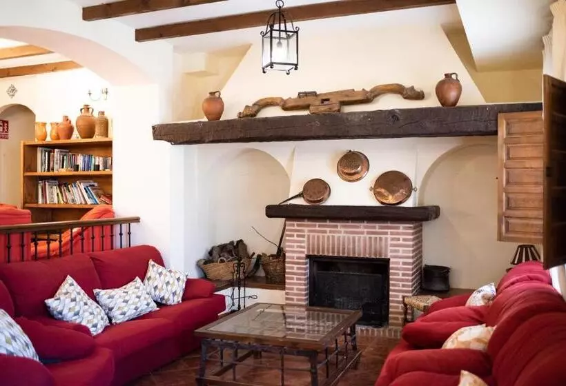 Retkeilymaja Posada De Zorita De Los Canes