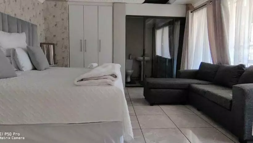 ペンション 016 Guest House