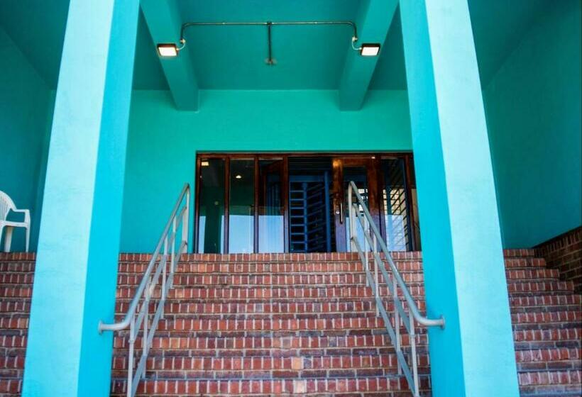 Hostel Table Mountain Inn