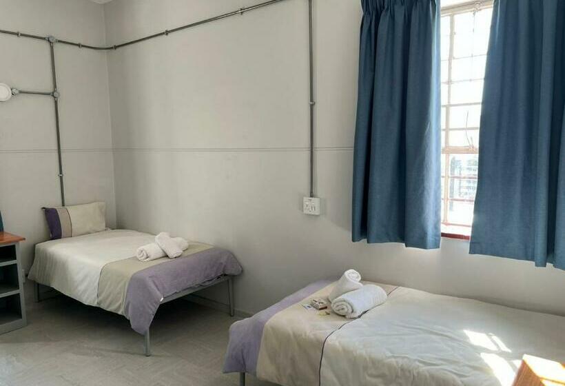 Hostel Table Mountain Inn