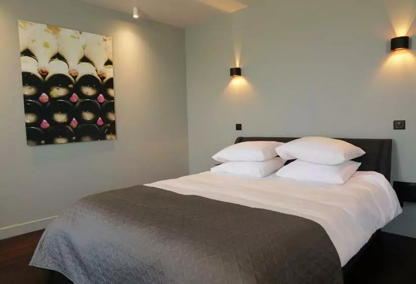 Aamiaismajoitus (B&B) Le Petit Château