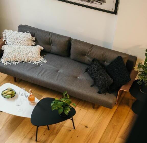 Deblox Living Alhambra Apartments